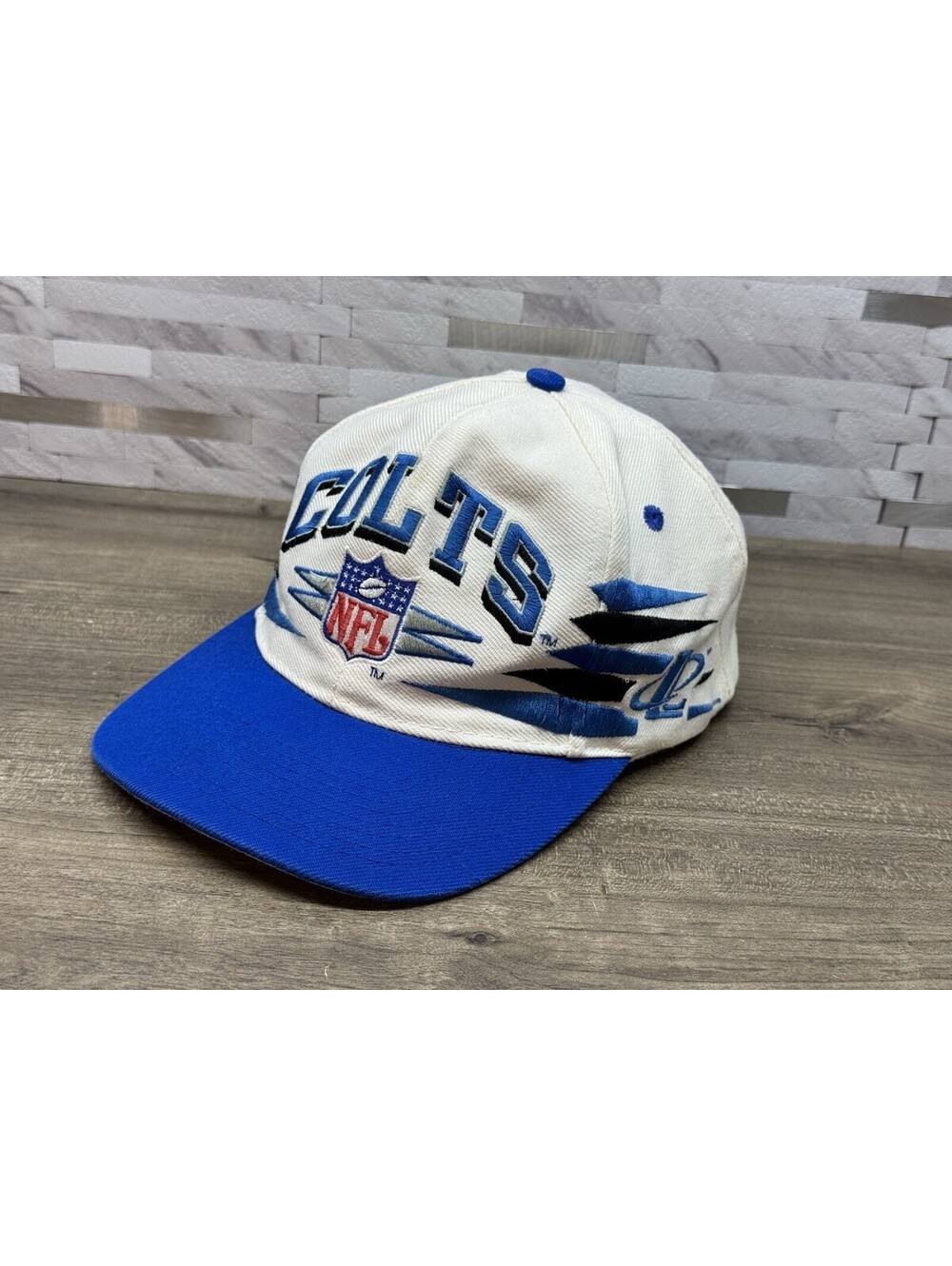 Vintage INDIANAPOLIS COLTS Diamond Cut SnapBack Hat Logo Athletic PRO LINE
